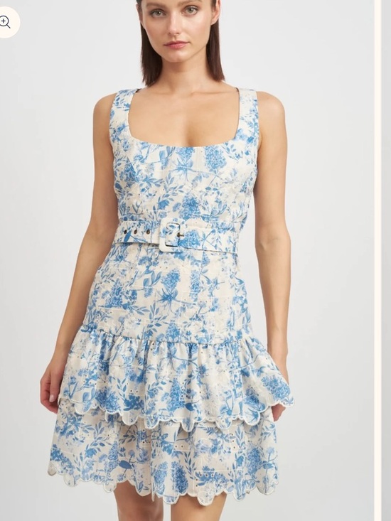 En Saison Dresses & Skirts - En Saison Blue and White Floral Square-Neck Tiered Mini Dress